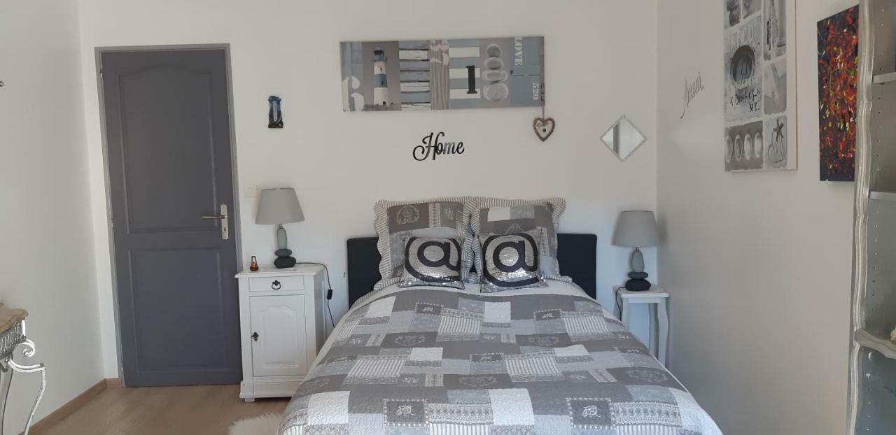 Les Orchidees Chambre Hotes Futuroscope Chasseneuil Poitiers Jaunay-Clan Kültér fotó